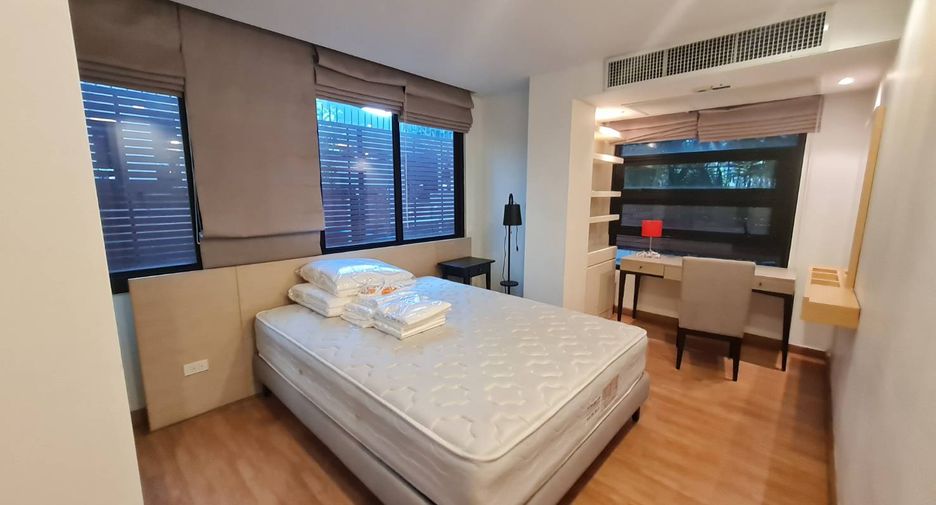 À louer 3 chambres condo à Pathum Wan, Bangkok
