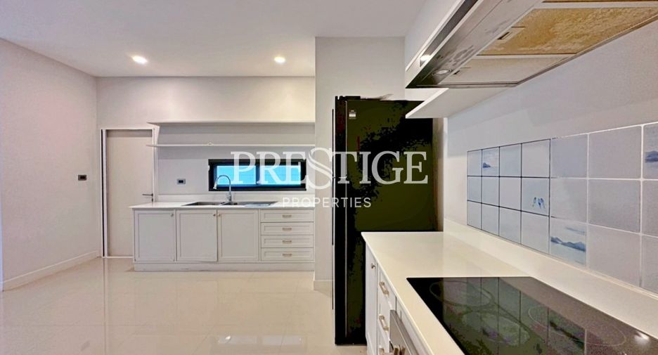 For rent 3 bedrooms house in Bang Lamung, Chonburi