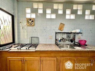 For sale 5 bed house in Si Racha, Chonburi