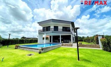 For sale 4 Beds house in Bang Lamung, Chonburi