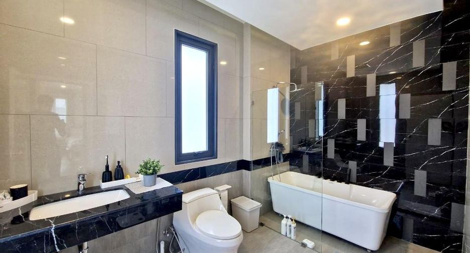 For sale 3 bedrooms house in Bang Lamung, Chonburi