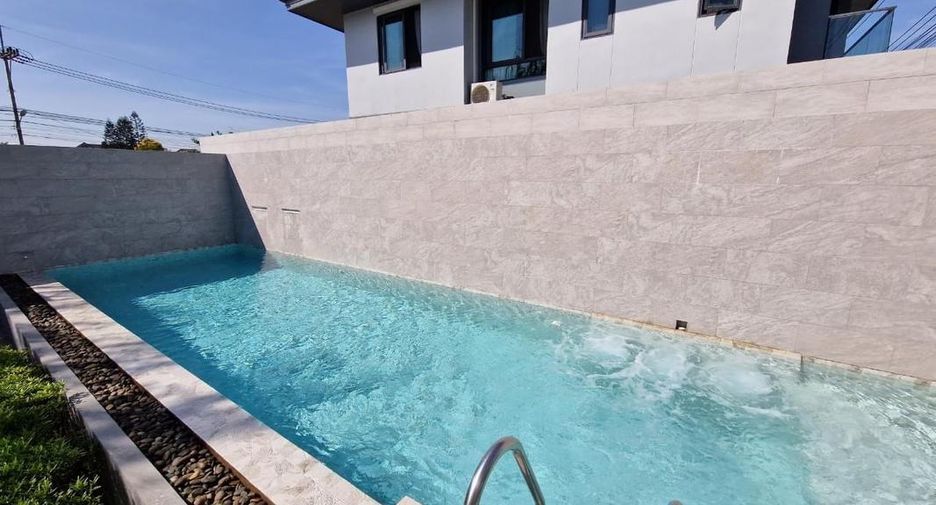 For sale 3 bedrooms house in Bang Lamung, Chonburi