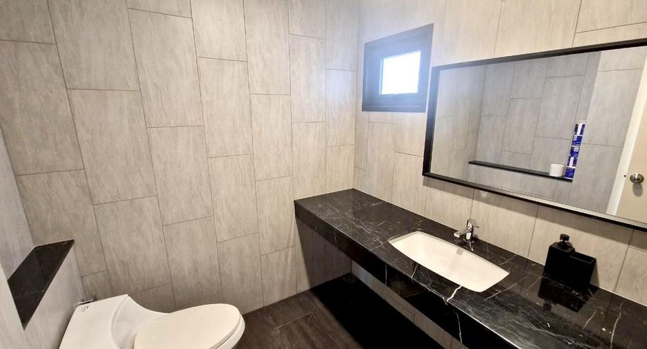 For sale 3 bedrooms house in Bang Lamung, Chonburi