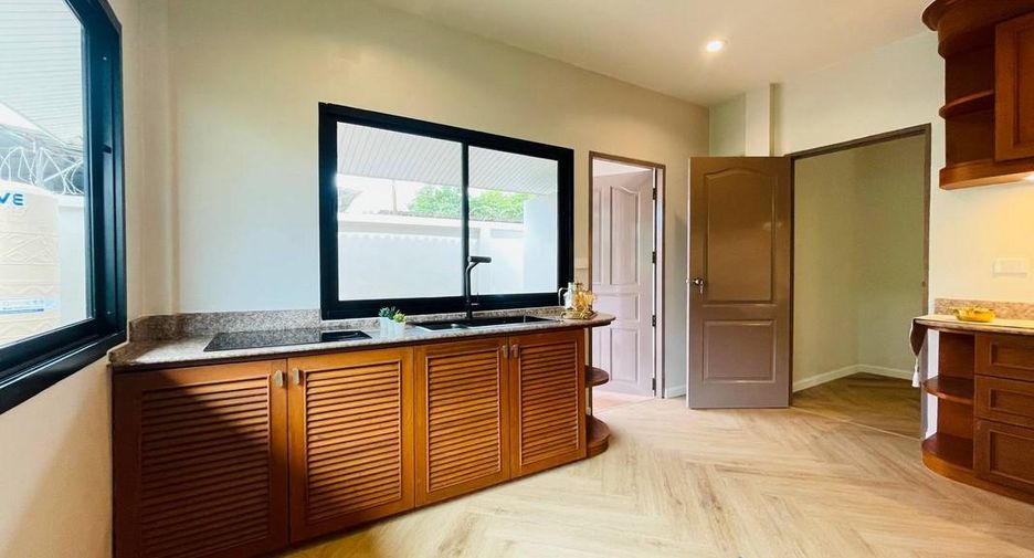 For sale 3 bedrooms house in Bang Lamung, Chonburi