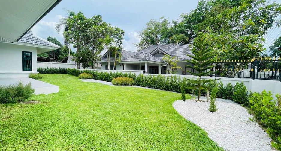 For sale 3 bedrooms house in Bang Lamung, Chonburi