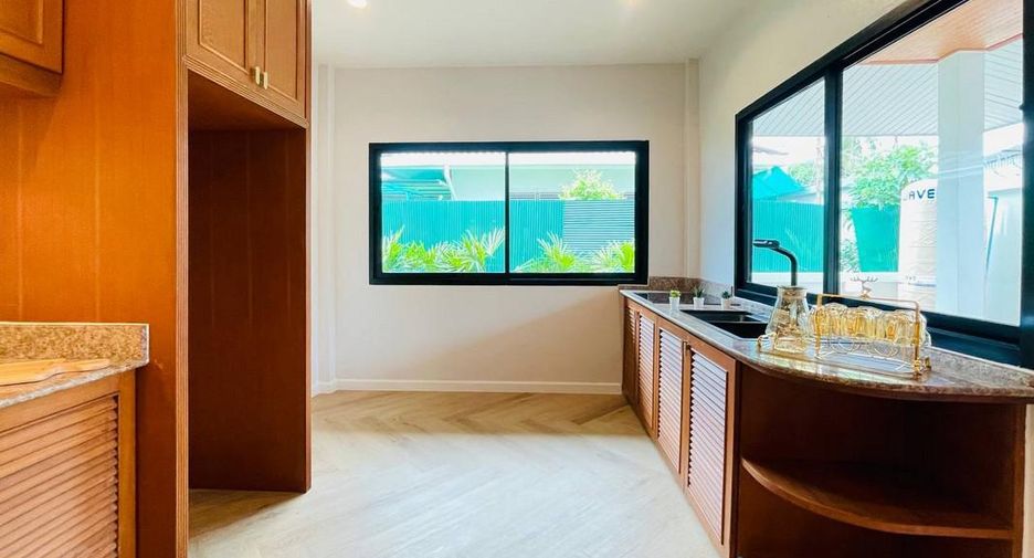 For sale 3 bedrooms house in Bang Lamung, Chonburi