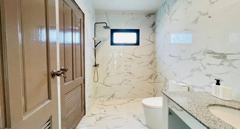 For sale 3 bedrooms house in Bang Lamung, Chonburi