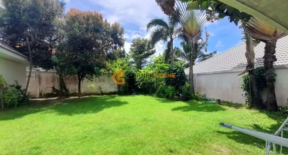 For rent and for sale 4 bedrooms house in Bang Saray, Pattaya