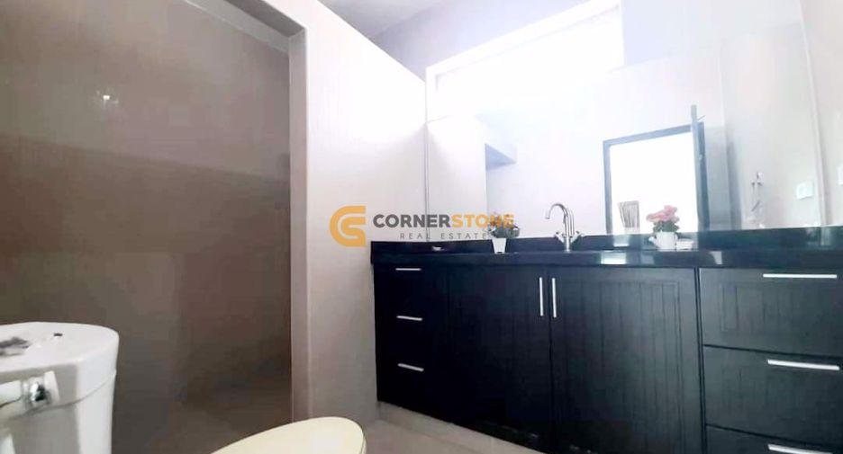 For rent and for sale 4 bedrooms house in Bang Saray, Pattaya