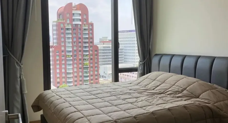 À louer 2 chambres condo à Pathum Wan, Bangkok