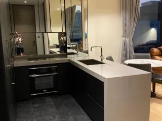 For rent 2 ベッドルーム condo in Pathum Wan, Bangkok