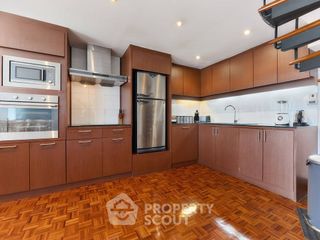 For sale 3 bed condo in Chatuchak, Bangkok
