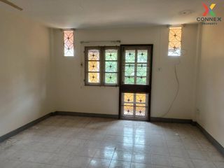 For sale 2 Beds townhouse in Mueang Pathum Thani, Pathum Thani