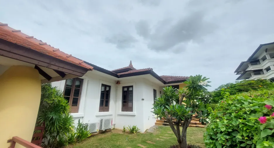 For rent 4 bed villa in Hua Hin, Prachuap Khiri Khan