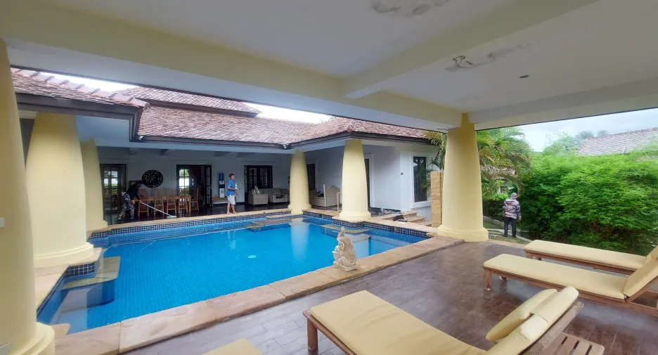 For rent 4 bed villa in Hua Hin, Prachuap Khiri Khan