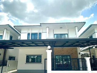 For rent 4 bed house in Saraphi, Chiang Mai