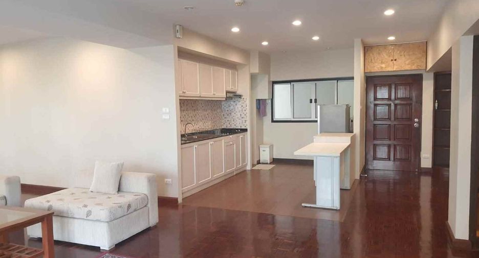 For rent 3 Beds condo in Khlong Toei, Bangkok