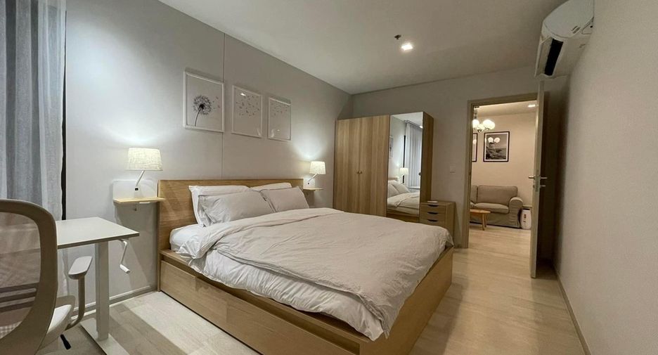 For rent 2 bedrooms condo in Pathum Wan, Bangkok