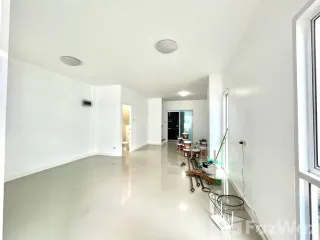 For sale 2 bed townhouse in Mueang Krabi, Krabi