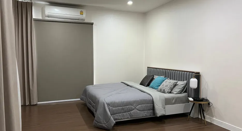 Haus zur Miete mit 4 Zimmer in Bang Kapi, Bangkok