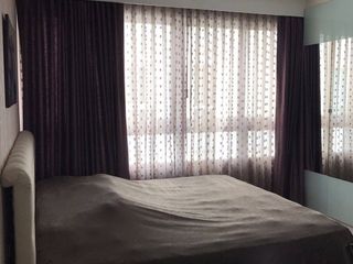 For sale 2 bed condo in Yan Nawa, Bangkok