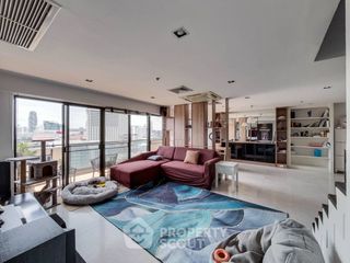 For sale 2 bed condo in Watthana, Bangkok