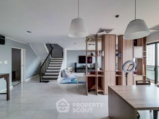 For sale 2 bed condo in Watthana, Bangkok