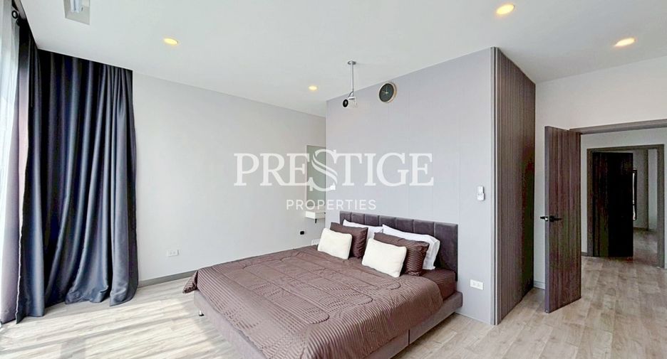 Haus zum Kauf mit 4 Zimmer in Bang Lamung, Chonburi