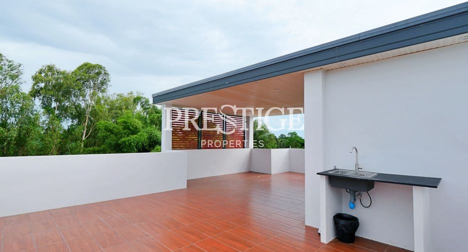Haus zum Kauf mit 4 Zimmer in Bang Lamung, Chonburi