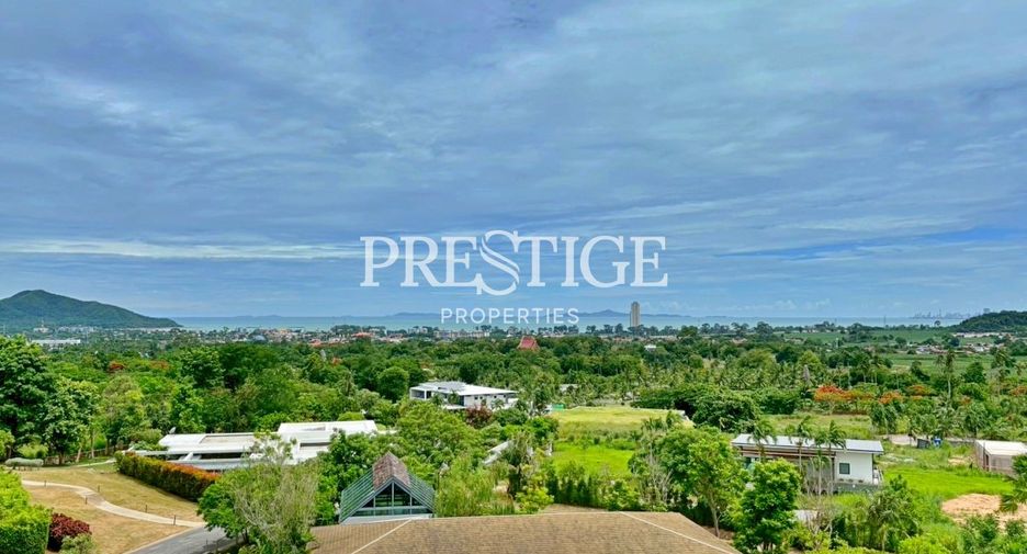 For sale 2 ベッドルーム condo in Sattahip, Chonburi