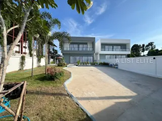 For sale 4 bed house in Bang Lamung, Chonburi