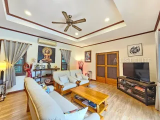 For sale 5 bed house in Bang Lamung, Chonburi
