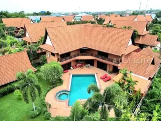 For sale 5 bed house in Bang Lamung, Chonburi