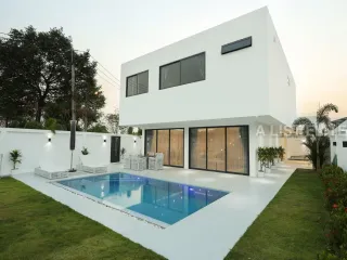 For sale 4 bed house in Bang Lamung, Chonburi