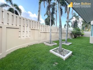 For rent and for sale 3 bedrooms house in Bang Lamung, Chonburi