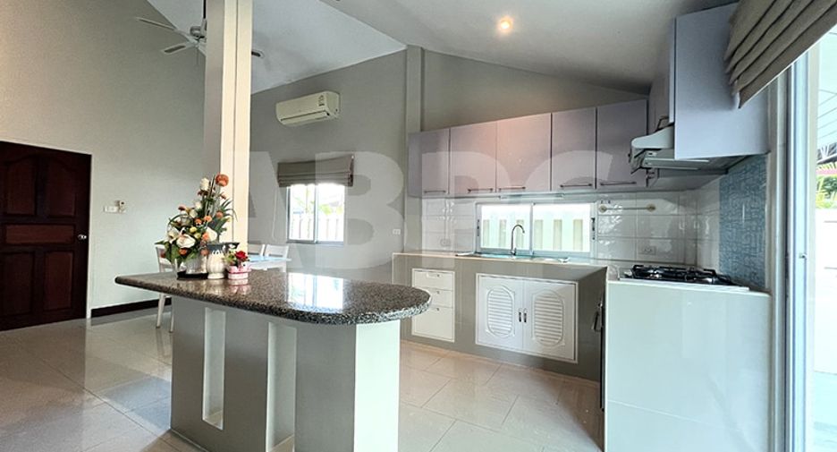 For rent and for sale 3 bedrooms house in East Pattaya, Pattaya