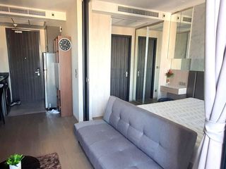 For sale studio condo in Khlong Toei, Bangkok