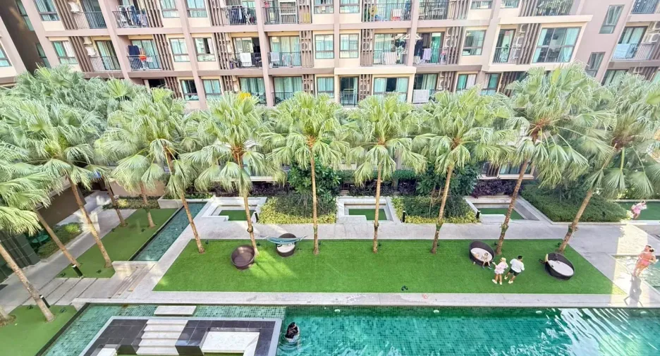 For sale 2 bed condo in Mueang Phuket, Phuket