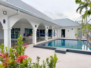 For sale and for rent 3 bed house in Bang Lamung, Chonburi