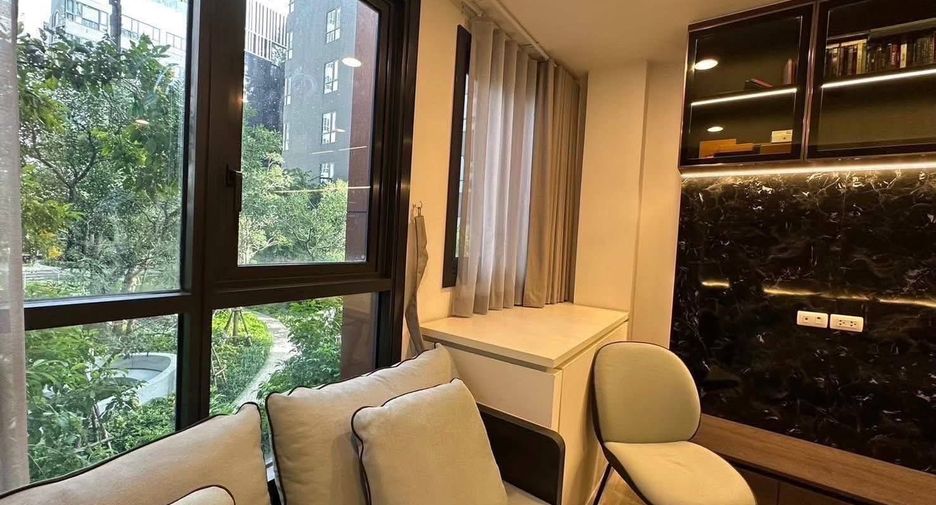For rent 1 bed condo in Huai Khwang, Bangkok