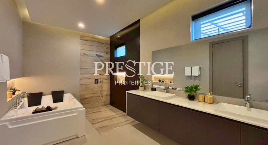 Haus zum Kauf mit 5 Zimmer in Bang Lamung, Chonburi