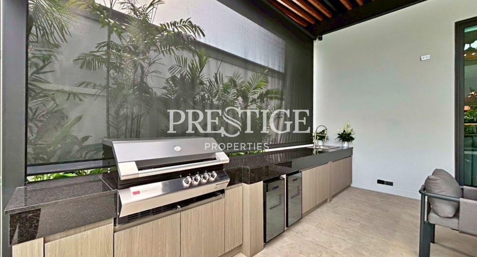 Haus zum Kauf mit 5 Zimmer in Bang Lamung, Chonburi