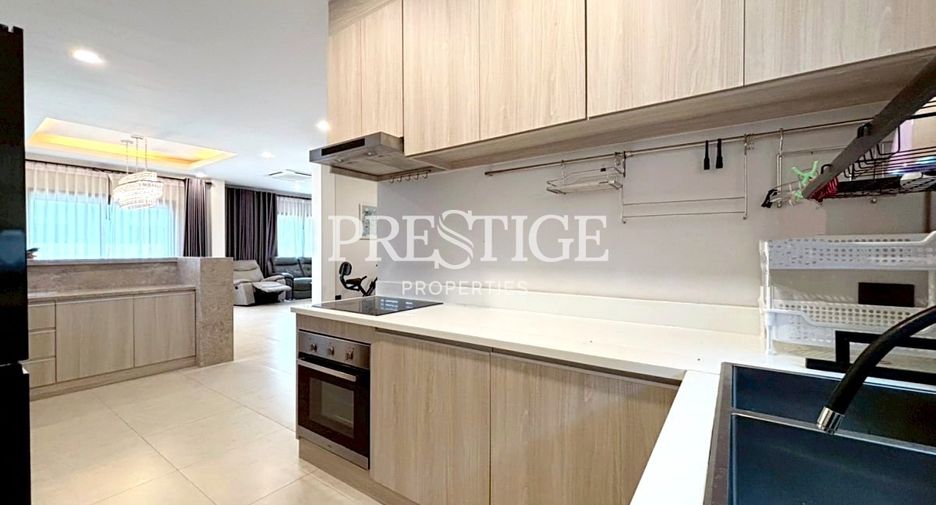 Haus zum Kauf mit 3 Zimmer in Bang Lamung, Chonburi