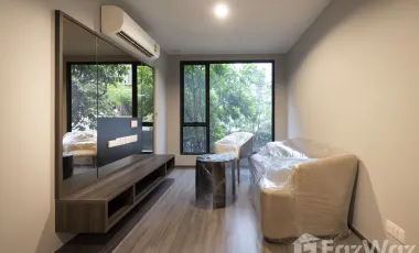 For sale 2 bed condo in Khlong Toei, Bangkok