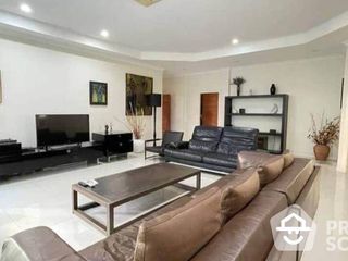 For sale 3 bed house in Pratumnak, Pattaya
