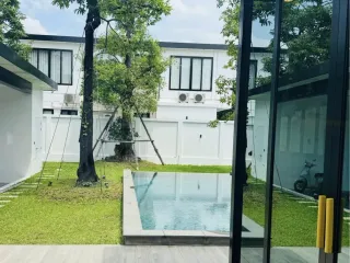For rent 4 bed villa in Mueang Chiang Mai, Chiang Mai
