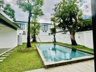 For rent 4 bed villa in Mueang Chiang Mai, Chiang Mai