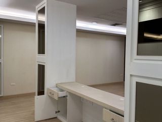 For rent office in Mueang Chiang Mai, Chiang Mai