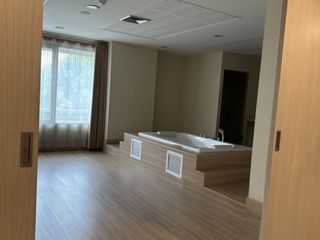 For rent office in Mueang Chiang Mai, Chiang Mai