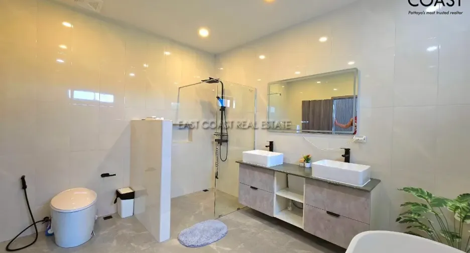 Casa en venta de 4 habitaciones en Huay Yai, Pattaya